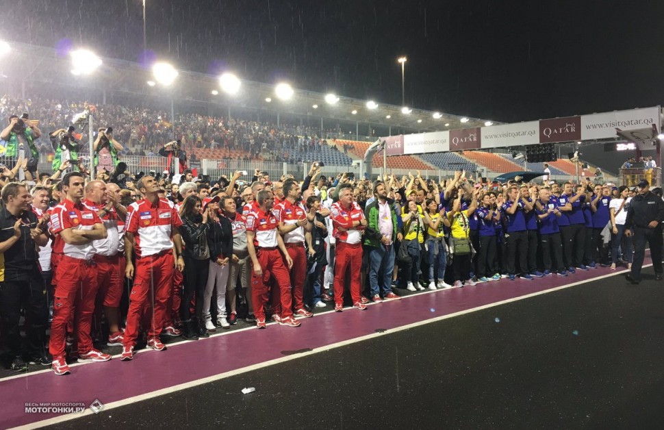 MotoGP: QatarGP - и сразу же по окончании гонки Гран-При Катара 2017 на Лосаил обрушился новый ливень! MotoGP: QatarGP - и сразу же по окончании гонки Гран-При Катара 2017 на Лосаил обрушился новый ливень!