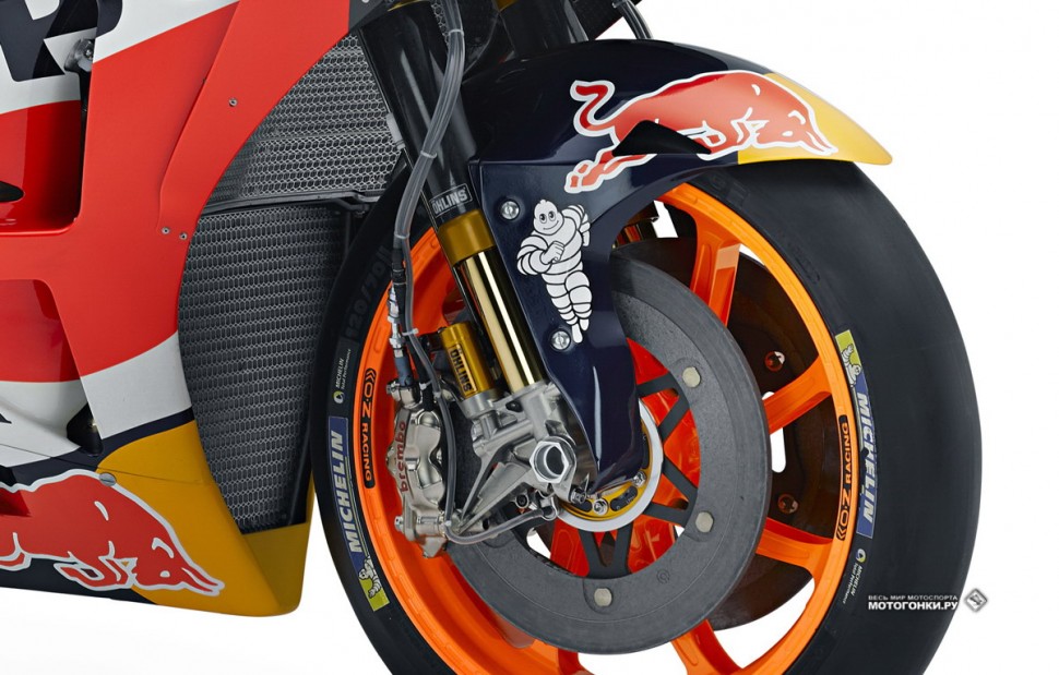 MotoGP - Honda RC213V (2018): front-end - новые суппорта Brembo и карбоновая вилка Ohlins MotoGP - Honda RC213V (2018): front-end - новые суппорта Brembo и карбоновая вилка Ohlins