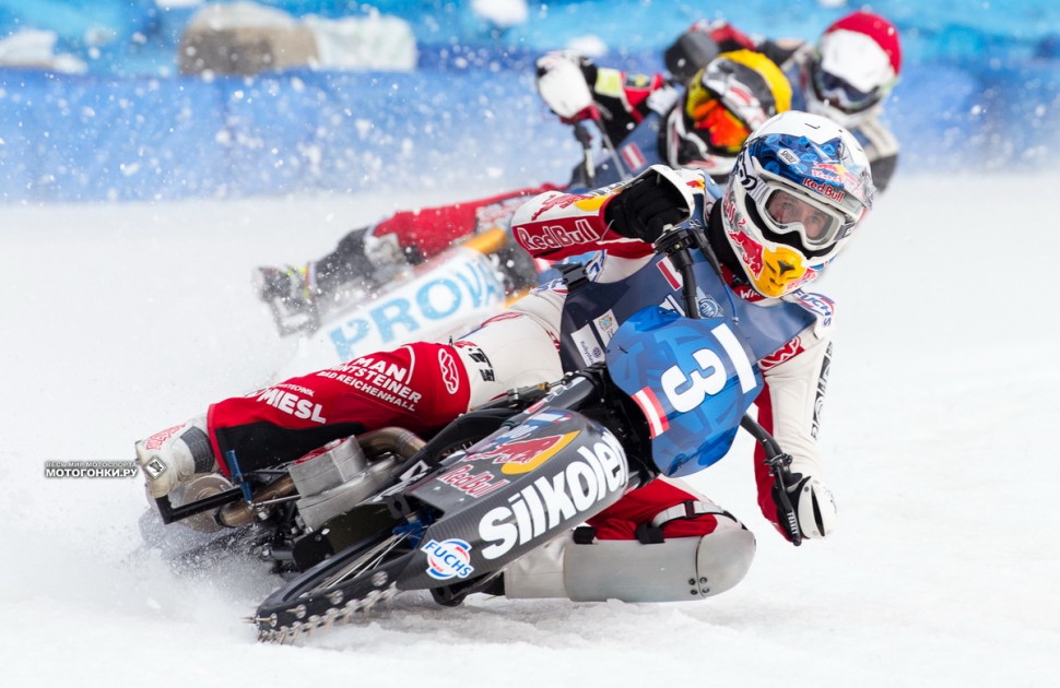 FIM Ice Speedway of Nations 2019 - Франц Цорн возглавляет заезд. Фото: Денис Горностаев FIM Ice Speedway of Nations 2019 - Франц Цорн возглавляет заезд. Фото: Денис Горностаев
