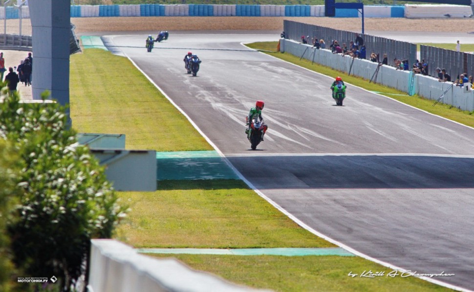 MotoCIV & ESBK: жаль, что BoxesMoto не удалось реализовать стратегию на эту гонку из-за рестарта - Пако Моралес вынужден сбавить темп в конце заезда и отпустить тройку лидеров MotoCIV & ESBK: жаль, что BoxesMoto не удалось реализовать стратегию на эту гонку из-за рестарта - Пако Моралес вынужден сбавить темп в конце заезда и отпустить тройку лидеров