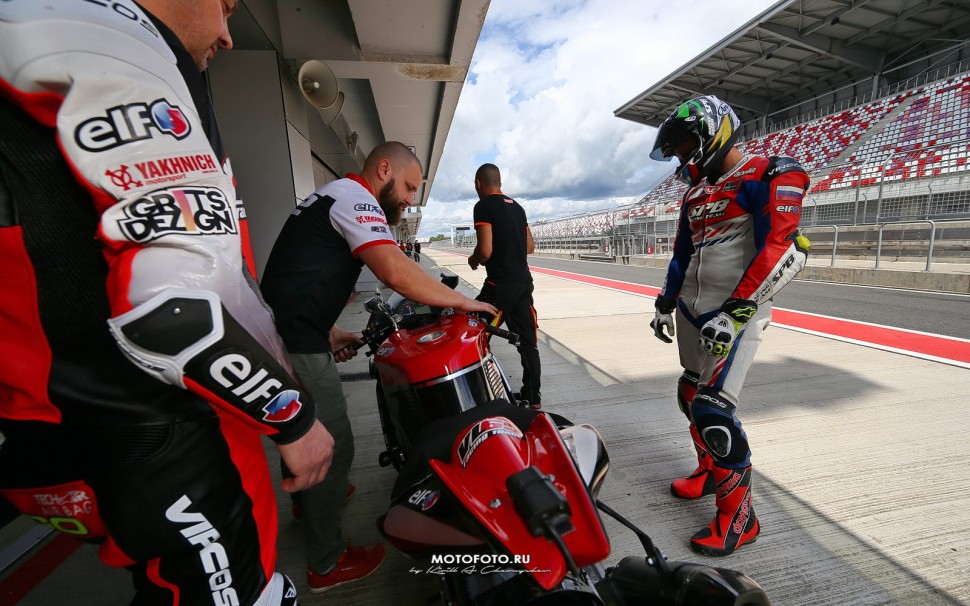 RSBK FEST 2019 - Moscow Raceway: 15 минут до квалификации - Aprilia? Надо брать! RSBK FEST 2019 - Moscow Raceway: 15 минут до квалификации - Aprilia? Надо брать!