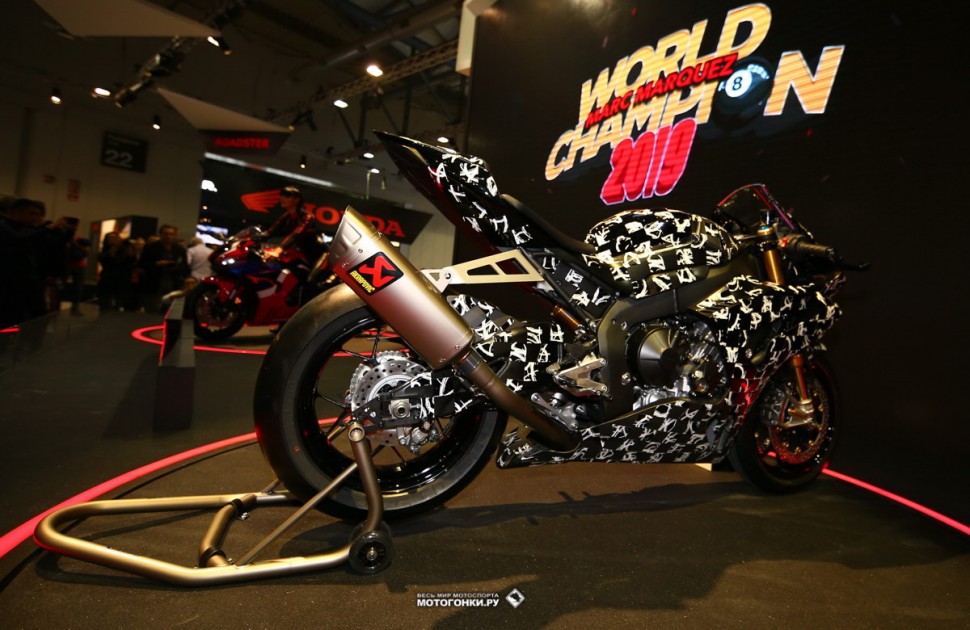 EICMA-2019 - Миланский Мотосалон: Honda Fireblade CBR1000RR-R Stock - гоночная версия 2020 года EICMA-2019 - Миланский Мотосалон: Honda Fireblade CBR1000RR-R Stock - гоночная версия 2020 года
