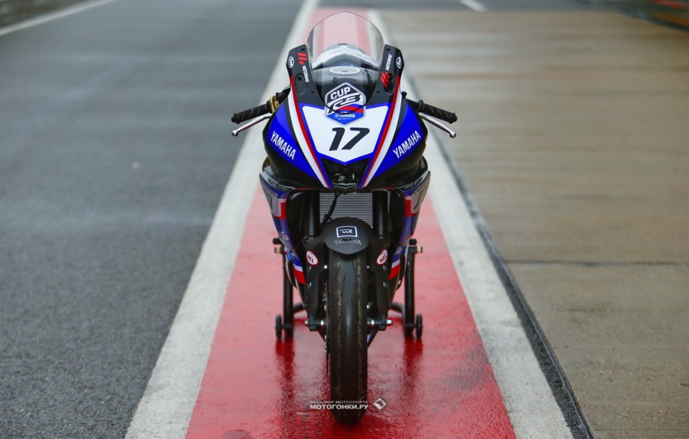 Yamaha YZF-R3 для Motorrika R3 Cup 2020 в уникальном комплекте гоночного пластика от российской компании UMATEX Yamaha YZF-R3 для Motorrika R3 Cup 2020 в уникальном комплекте гоночного пластика от российской компании UMATEX