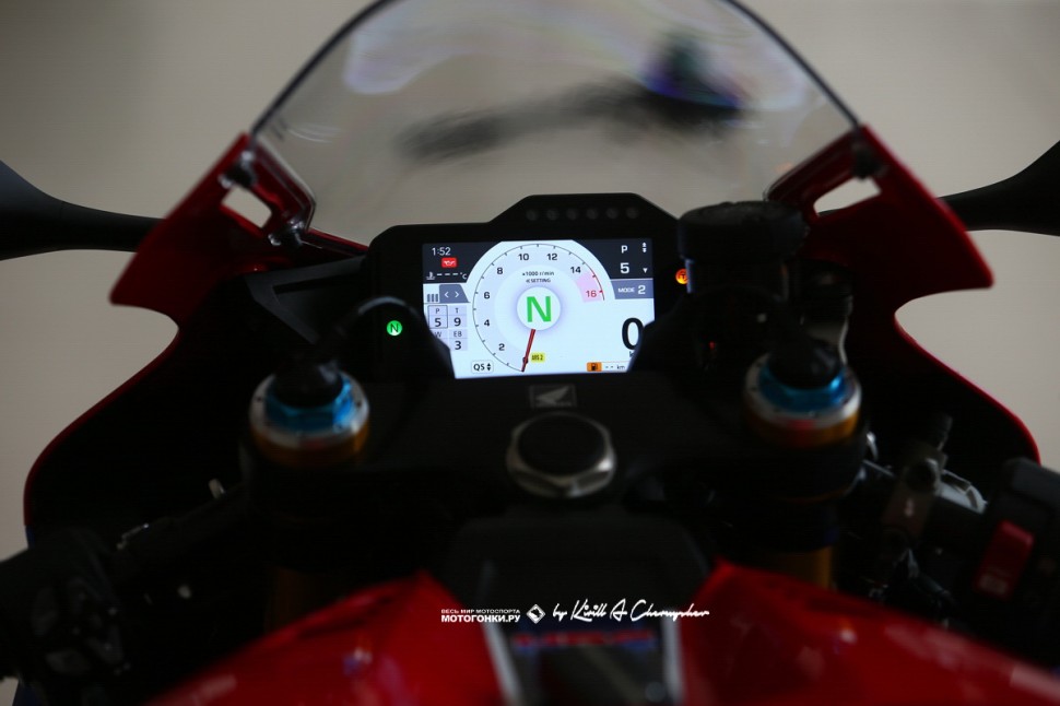 Honda CBR1000RR-R Fireblade SP (2020) - Детали - режим работы КП №1 - Track use Honda CBR1000RR-R Fireblade SP (2020) - Детали - режим работы КП №1 - Track use