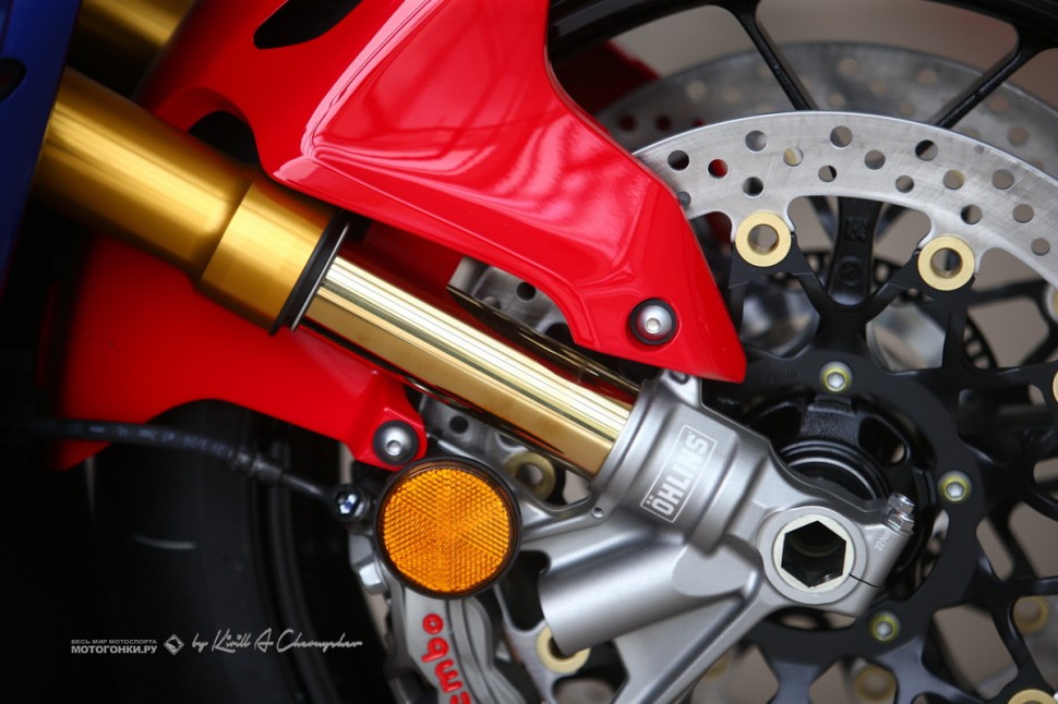 Honda CBR1000RR-R Fireblade SP (2020) - Детали - активная подвеска Öhlins Electronic Control (S-EC) Honda CBR1000RR-R Fireblade SP (2020) - Детали - активная подвеска Öhlins Electronic Control (S-EC)
