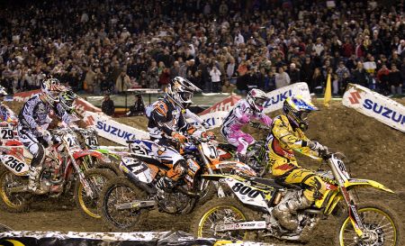 Старт гонки SX в Anaheim