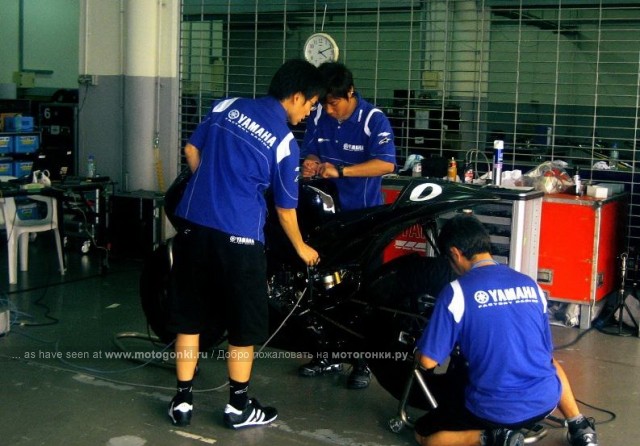 Team Yamaha на тестах в Сепанге