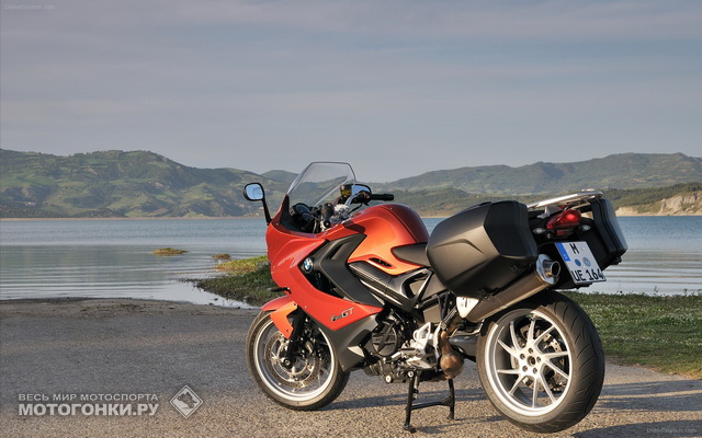 Тест-драйв BMW F800GT (2013) Тест-драйв BMW F800GT (2013)