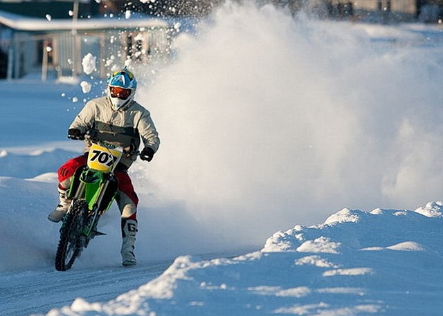 Kawasaki KX450F был протянут за несколько минут и тут же преобразился! Kawasaki KX450F был протянут за несколько минут и тут же преобразился!