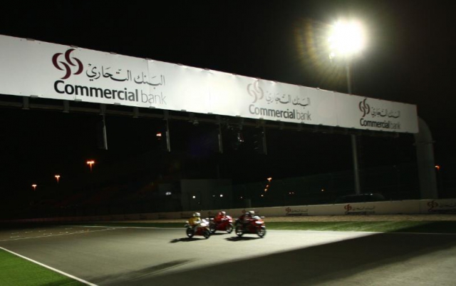Ночные тесты в Losail International Circuit зимой 2007 года Ночные тесты в Losail International Circuit зимой 2007 года