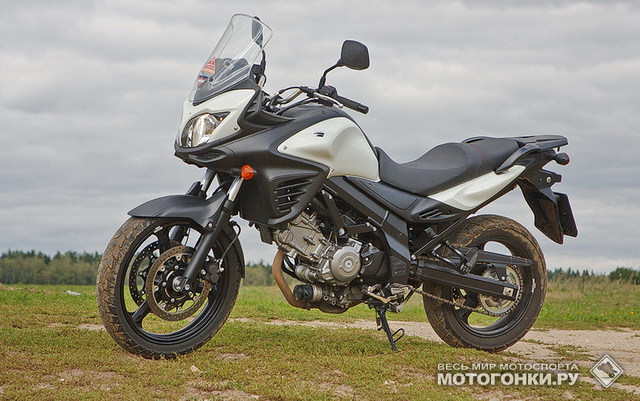 Suzuki V-Strom DL650 (2012) Suzuki V-Strom DL650 (2012)