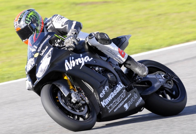 Том Сайкс и Kawasaki Racing готовятся взять чемпионский титул в Хересе Том Сайкс и Kawasaki Racing готовятся взять чемпионский титул в Хересе