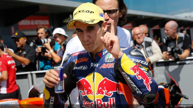 Moto3: поул-позиция Гран-При Австралии за Луисом Саломом Moto3: поул-позиция Гран-При Австралии за Луисом Саломом