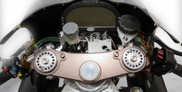 Honda RCV1000R (2014) для MotoGP Open оснащен электроникой Magneti Marelli Honda RCV1000R (2014) для MotoGP Open оснащен электроникой Magneti Marelli