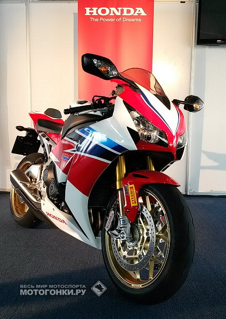 Honda CBR1000RR SP Fireblade (2014) Honda CBR1000RR SP Fireblade (2014)