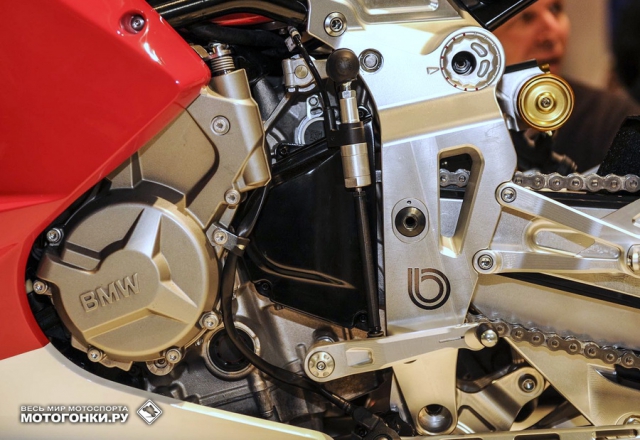 Bimota BB3 - очень круто и дорого, это почти прототип: двигатель BMW S1000RR (193 л.с.) и шасси с изменяемой геометрией Bimota BB3 - очень круто и дорого, это почти прототип: двигатель BMW S1000RR (193 л.с.) и шасси с изменяемой геометрией