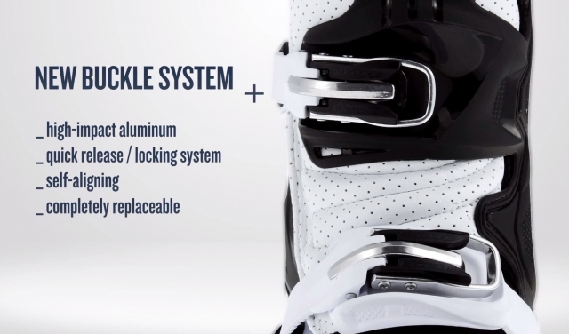 Alpinestars TECH 10 оснащены принципиально новой системой застежек Alpinestars TECH 10 оснащены принципиально новой системой застежек