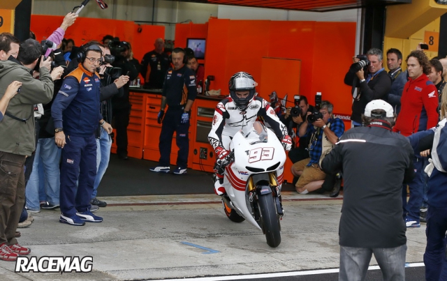 Первый выезд чемпиона Moto2 на Honda RC213V в Валенсии - столь ожидаемая сенсация Первый выезд чемпиона Moto2 на Honda RC213V в Валенсии - столь ожидаемая сенсация