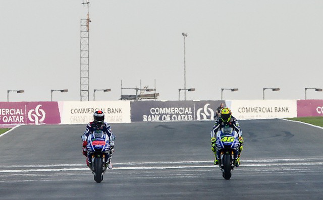 Movistar Yamaha: Хорхе Лоренцо и Валентино Росси Movistar Yamaha: Хорхе Лоренцо и Валентино Росси