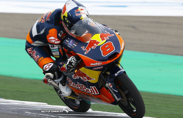 Джек Миллер на поул-позиции в классе Moto3 Джек Миллер на поул-позиции в классе Moto3