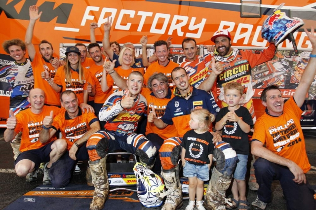 KTM Racing оформила два дубля: в MXGP и MX2, а также в E1 и E3 чемпионата мира по эндуро 2014 года KTM Racing оформила два дубля: в MXGP и MX2, а также в E1 и E3 чемпионата мира по эндуро 2014 года