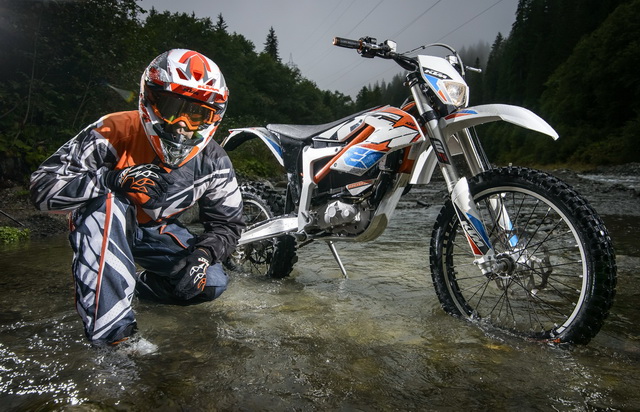 KTM Freeride-E не боится воды KTM Freeride-E не боится воды
