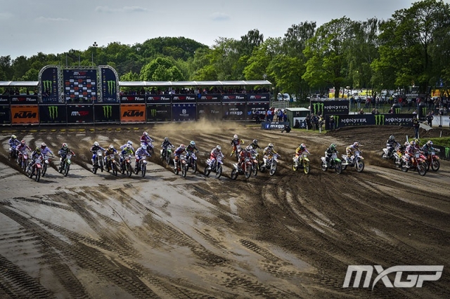 старт Гран-При Голландии MX2 в Валькенсварде старт Гран-При Голландии MX2 в Валькенсварде