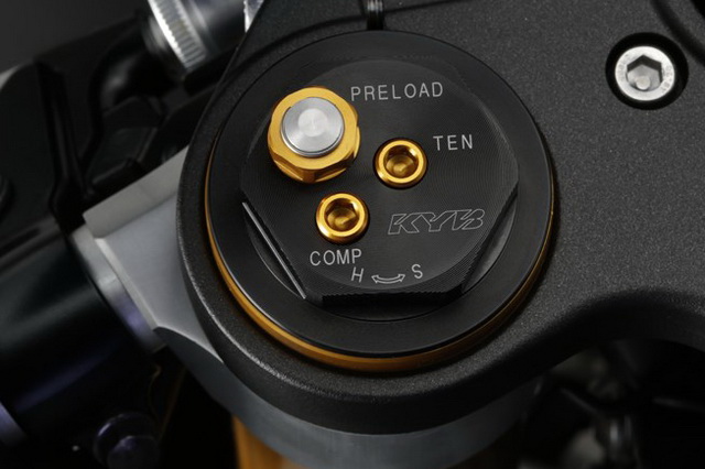Yamaha YZF-R1 (2015): шасси - вилка KYB Yamaha YZF-R1 (2015): шасси - вилка KYB