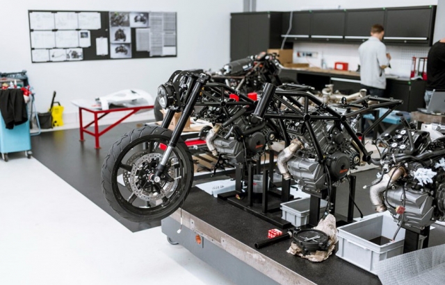 Lotus Motorcycles: командой инженеров Kalex для C-01 создано эксклюзивное шасси Lotus Motorcycles: командой инженеров Kalex для C-01 создано эксклюзивное шасси
