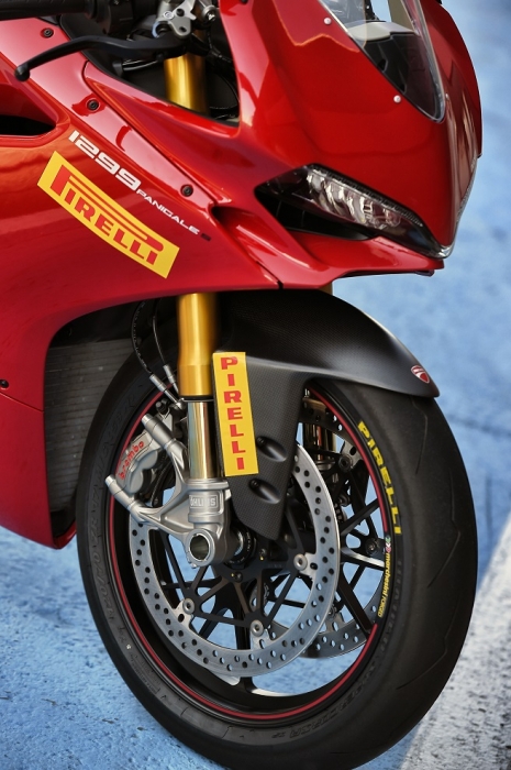 Ducati 1299 Panigale будут оснащаться шинами Pirelli DIABLO Supercorsa SP прямо на заводе Ducati 1299 Panigale будут оснащаться шинами Pirelli DIABLO Supercorsa SP прямо на заводе