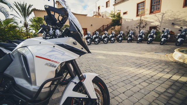 Презентация KTM 1290 Super Adventure в Гран-Канарии Презентация KTM 1290 Super Adventure в Гран-Канарии