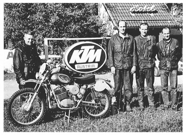 Джон Пентон в Маттигхофене, на заводе KTM и другие разработчики Джон Пентон в Маттигхофене, на заводе KTM и другие разработчики