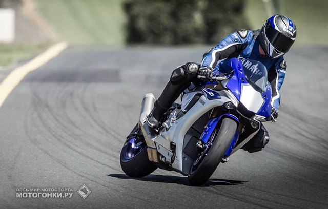 Тест Yamaha R1 (2015): система контроля слайда в действии - дрифт может быть бесконечно безопасным! Тест Yamaha R1 (2015): система контроля слайда в действии - дрифт может быть бесконечно безопасным!