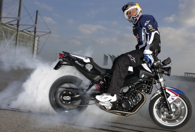 BMW F800R - мотоцикл Криса Пфайффера! BMW F800R - мотоцикл Криса Пфайффера!