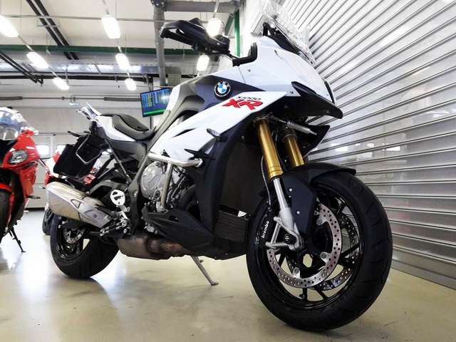 BMW S 1000 XR (2015) на открытых тестах в рамках TrackRaceDays на Moscow Raceway BMW S 1000 XR (2015) на открытых тестах в рамках TrackRaceDays на Moscow Raceway