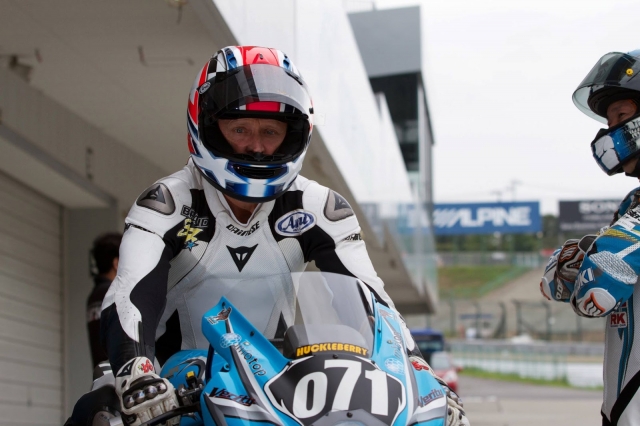 Кевин Шванц стал постоянным участником Suzuka 8 Hours, вернулся в гонки после 20 лет отсутствия Кевин Шванц стал постоянным участником Suzuka 8 Hours, вернулся в гонки после 20 лет отсутствия