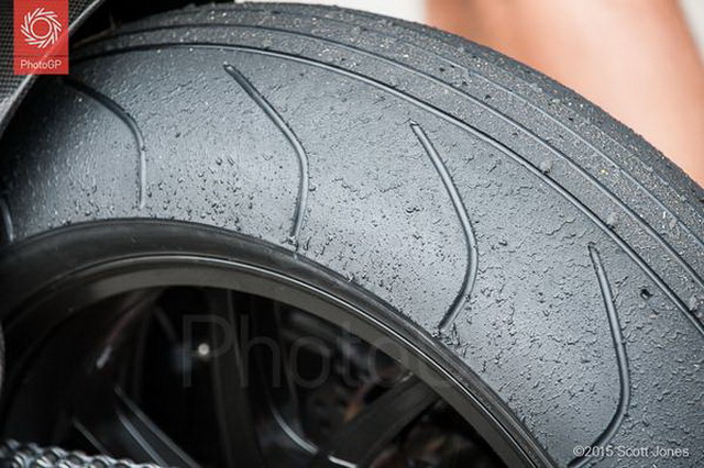 Переходные покрышки Michelin 2016 года. Фото Скотта Джонса Переходные покрышки Michelin 2016 года. Фото Скотта Джонса
