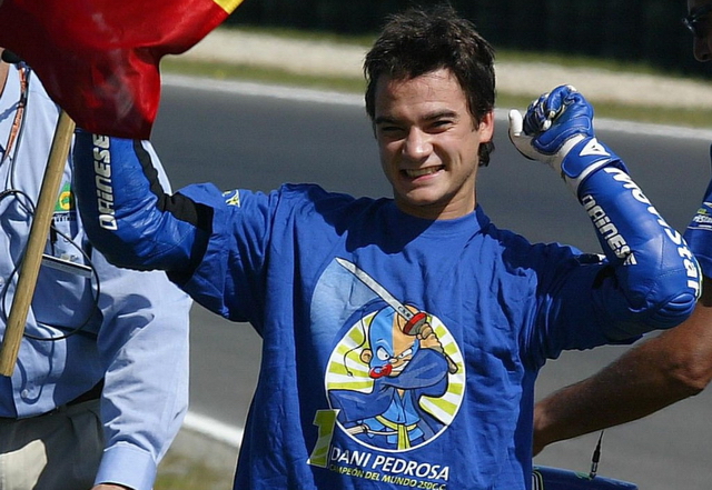 Дани Педроса - чемпион мира GP250, 2004 год Дани Педроса - чемпион мира GP250, 2004 год