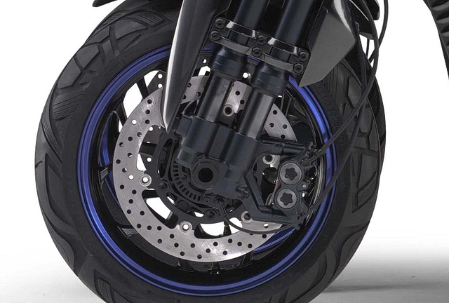 Концепт Yamaha WMT-9 на 44-м Токийском Мотосалоне Концепт Yamaha WMT-9 на 44-м Токийском Мотосалоне