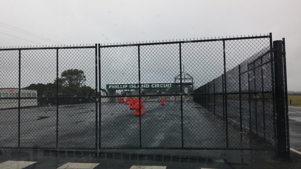 Утро в Phillip Island выдалось безрадостным Утро в Phillip Island выдалось безрадостным