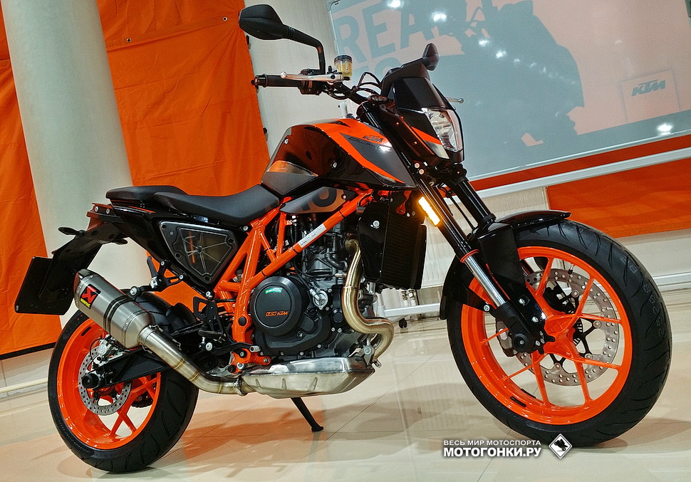 KTM 690 Duke R (2016) KTM 690 Duke R (2016)