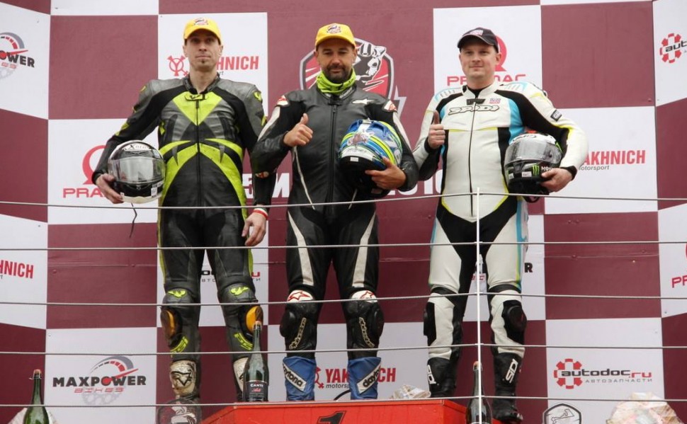 Владимир Стрельник выиграл дождевую гонку на выживание в классе Supersport Владимир Стрельник выиграл дождевую гонку на выживание в классе Supersport