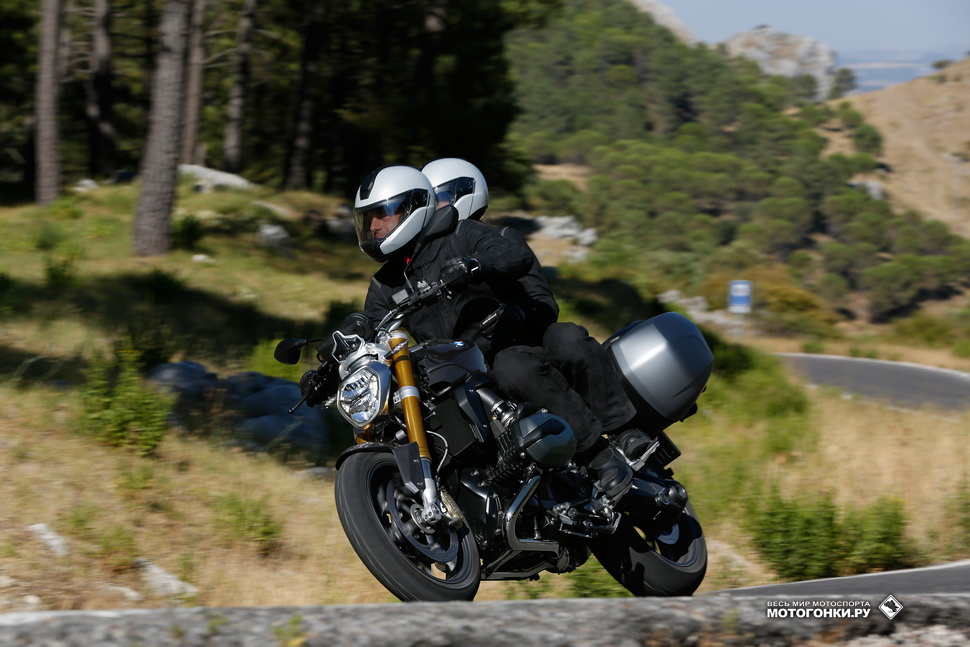 BMW R 1200 R (2016) с комплектом жестких масштабируемых кофров BMW Motorrad - лучшая комплектация! BMW R 1200 R (2016) с комплектом жестких масштабируемых кофров BMW Motorrad - лучшая комплектация!