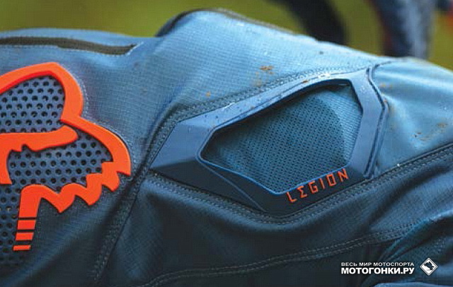 Вентиляционные клапаны на штанах FOX LEGION EX Pants 2017 года Вентиляционные клапаны на штанах FOX LEGION EX Pants 2017 года