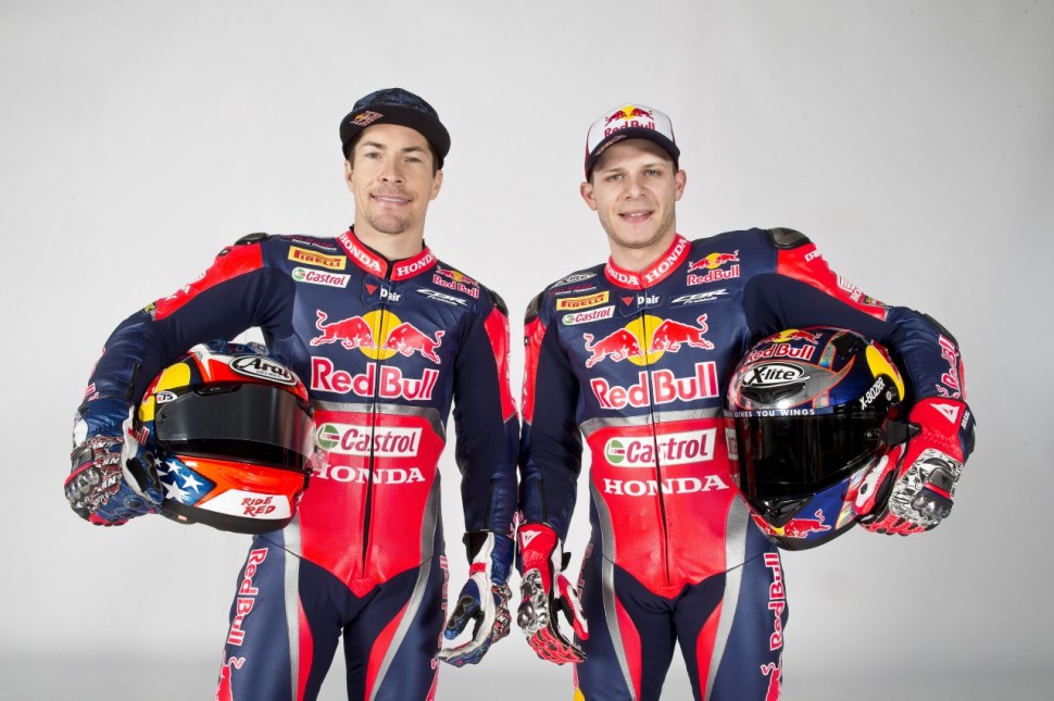 Много красного, сине-фиолетового, а теперь еще и желтые пятна от Red Bull Много красного, сине-фиолетового, а теперь еще и желтые пятна от Red Bull
