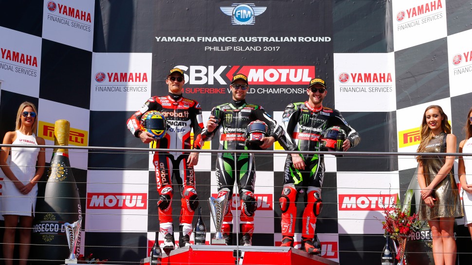 Первый подиум сезона WSBK 2017 года: Рэй, Девис, Сайкс Первый подиум сезона WSBK 2017 года: Рэй, Девис, Сайкс