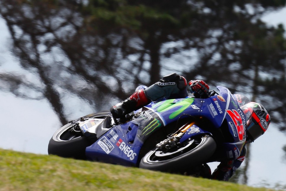 Yamaha YZR-M1 (2017) без спойлеров и панелей на тестах в Phillip Island Yamaha YZR-M1 (2017) без спойлеров и панелей на тестах в Phillip Island