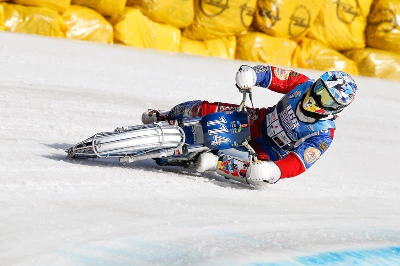 Юный Динар Валеев - звезда берлинского этапа FIM Ice Speedway Gladiators Юный Динар Валеев - звезда берлинского этапа FIM Ice Speedway Gladiators