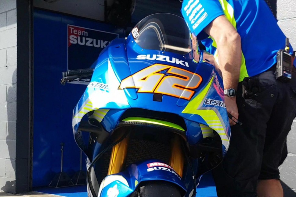 Оригинальный дизайн воздухозаборников Suzuki GSX-RR Оригинальный дизайн воздухозаборников Suzuki GSX-RR