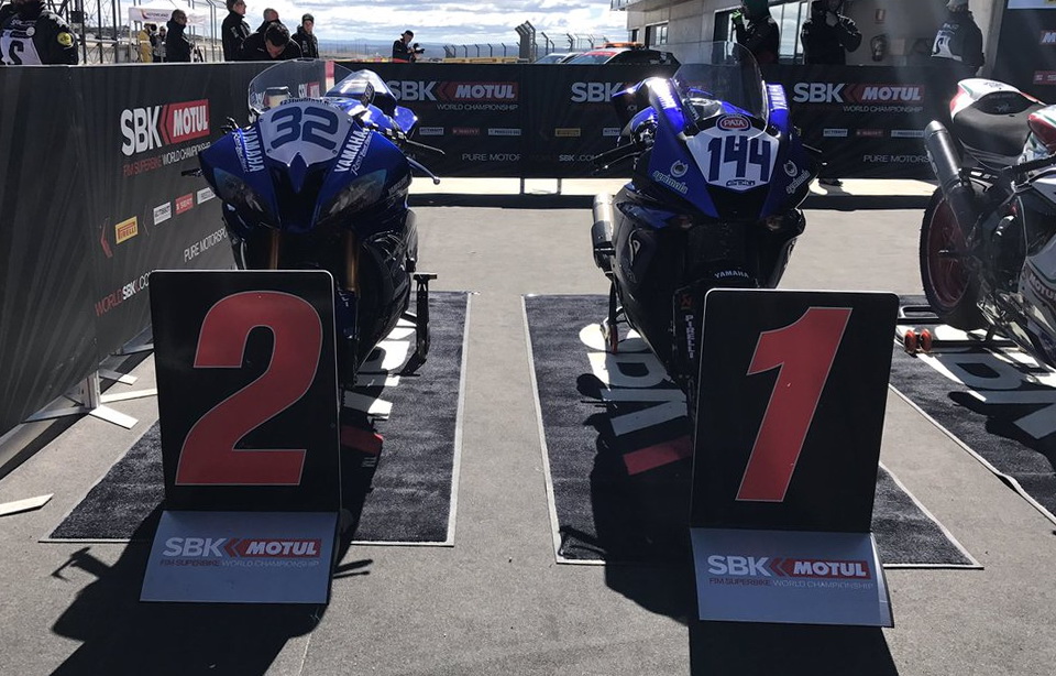 Yamaha R6 двух разных поколений - на 1-2 позициях в Арагоне! Yamaha R6 двух разных поколений - на 1-2 позициях в Арагоне!